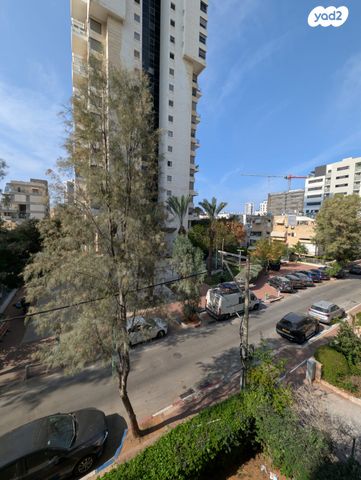 דירה, שכונת יהלום, מרכז העיר ב, רמת גן