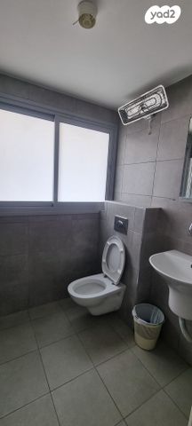 דירה, הרצליה