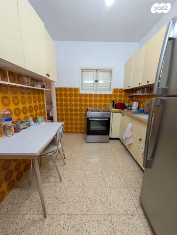 דירה, שכונת יהלום, מרכז העיר ב, רמת גן