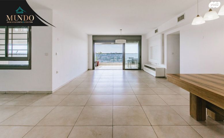 דירה, שדרות האלונים, באר יעקב