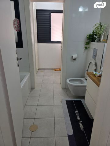 דירת גן, הרימון 61, הפרחים, קרית גת