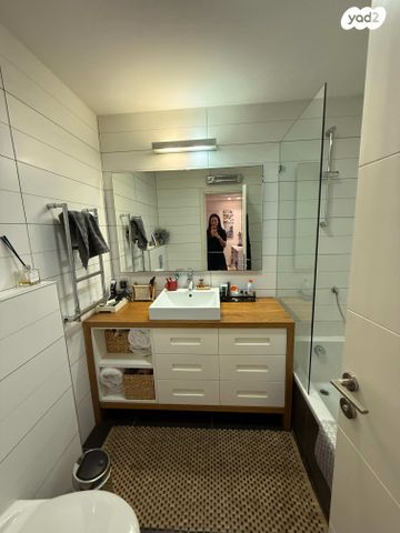 דירה, ניסים אלוני, תל אביב יפו