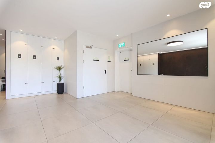 דירה, רעננה