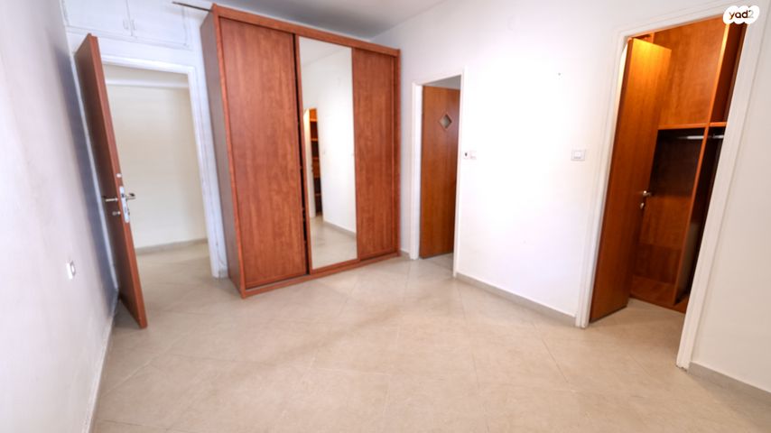 דירה, רעננה