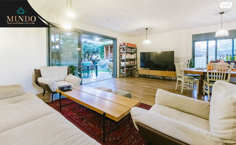 דו משפחתי, אלות, גני מנחם, באר יעקב