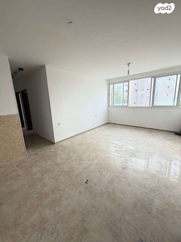 הרב עובדיה יוסף 40