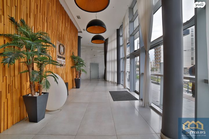 יעקב פיכמן 25