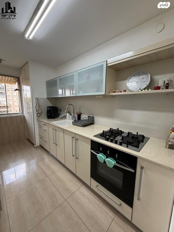 דירה, דרך ההגנה 132, נווה ברבור, כפר שלם מערב, תל אביב יפו