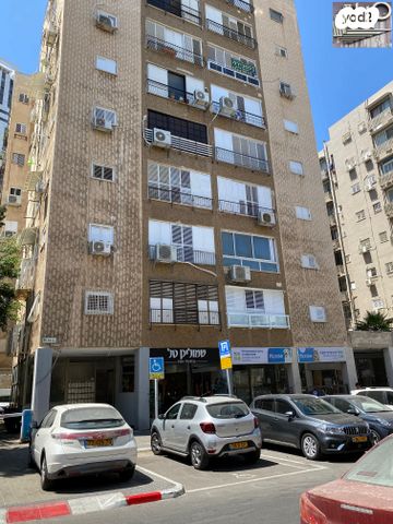 דירה, שדרות בר אילן 85, דרום מערב ותיק, בת ים