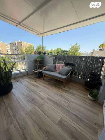 דירה, ח.מ. שפירא, שקמים ואגמים, אשקלון