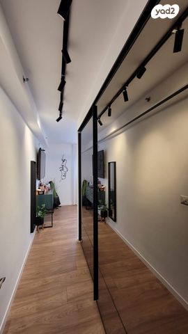 דירה, הגל, החותרים, טירת כרמל