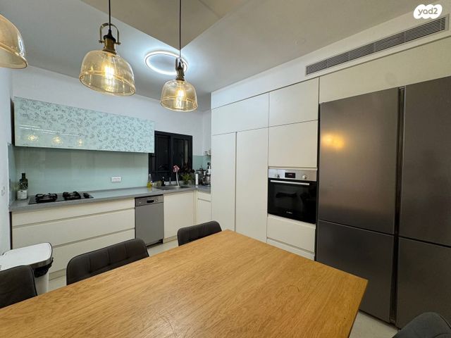 דופלקס, הדרים, הדרים החדשה, כפר סבא