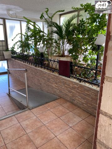 דירה, שדרות בר אילן 85, דרום מערב ותיק, בת ים