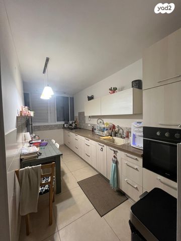 דירה, מקס נורדאו 14, רובע א', אשדוד