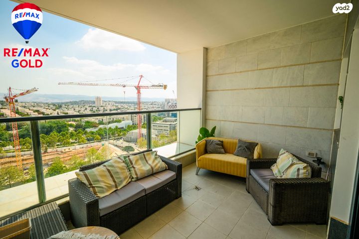 דירה, יגאל ידין 3, המגינים, מודיעין מכבים רעות