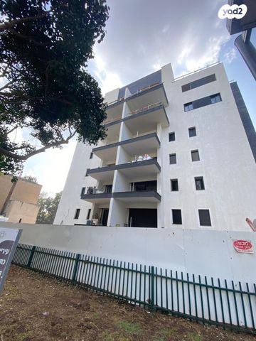 דירה, עזרא קורין 4, נווה חן, תל אביב יפו