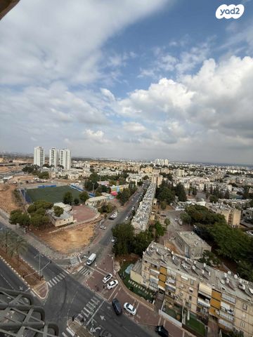 דירה, שמחה הולצברג 16, רמלה