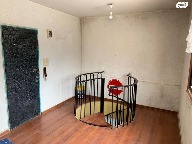 גג/ פנטהאוז, נאות רחל, חולון