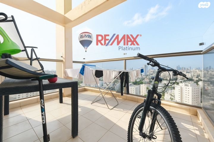 דירה, שדרות מנחם בגין, רמת הדר, גבעת שמואל