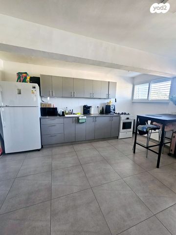 דירה, ירמיהו, נאות יהודית ונווה ארזים, חולון