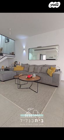 בית פרטי/ קוטג', אדמית / יערית, שלומי