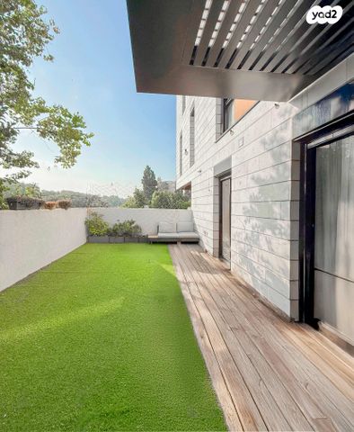 דירת גן, הדר, רמת השרון