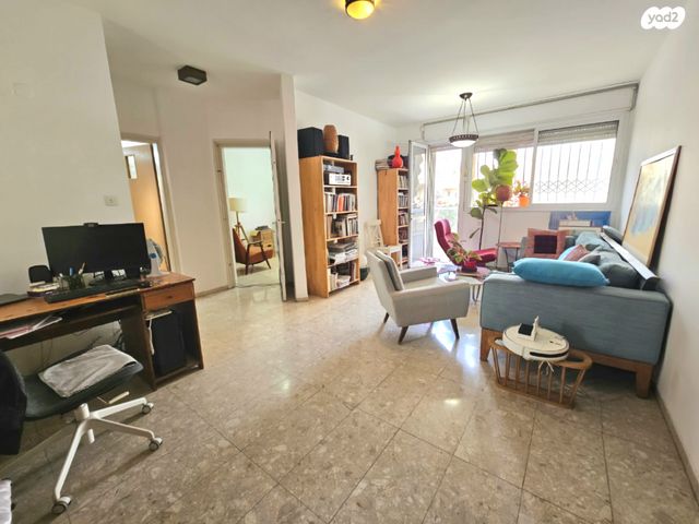 דרך זאב ז'בוטינסקי 117