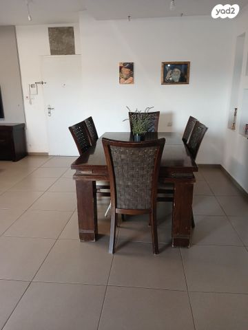 דירה, בני ישראל, עפולה