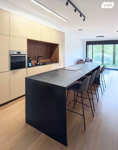 דירת גן, הדר, רמת השרון