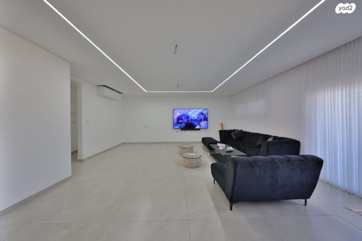 גג/ פנטהאוז, לילינבלום, קרית בנימין, קרית אתא