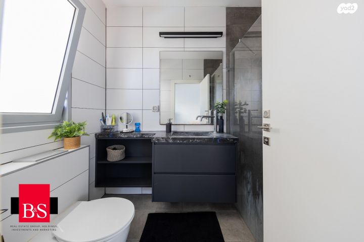 דירה, אהבת אדם 64, שרונה, כפר יונה