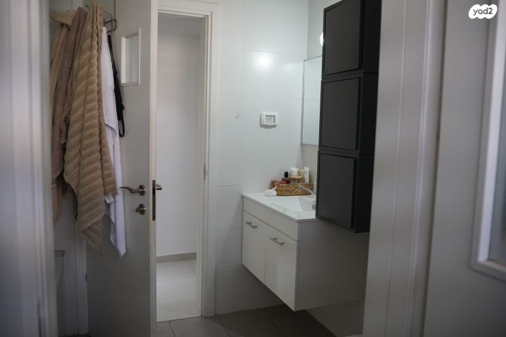 דירה, תל גבעון, דימונה