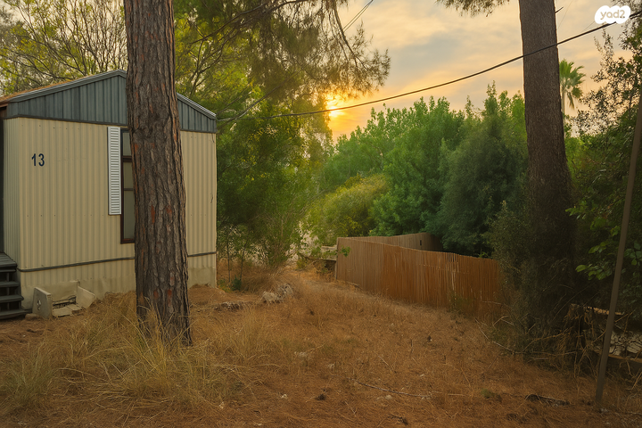 מגרשים, יפעת