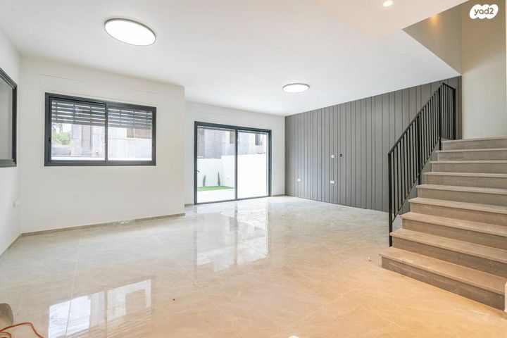 בית פרטי/ קוטג', בנימינה גבעת עדה