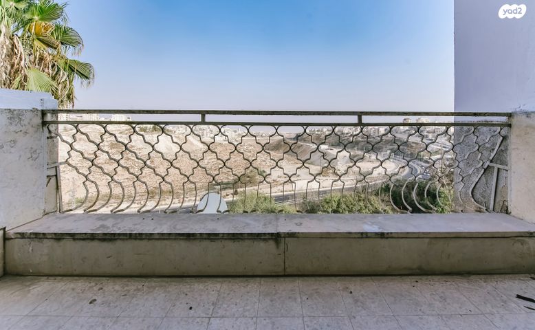 דירה, החי"ל, הגבעה הצרפתית, גבעת שפירא, ירושלים