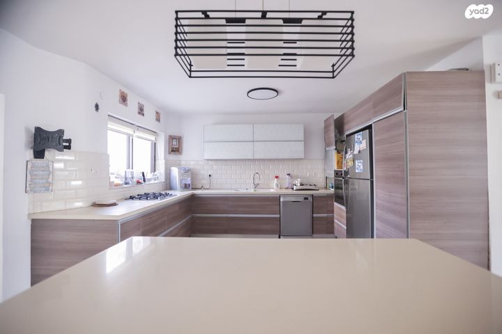 בית פרטי/ קוטג', קרית עקרון