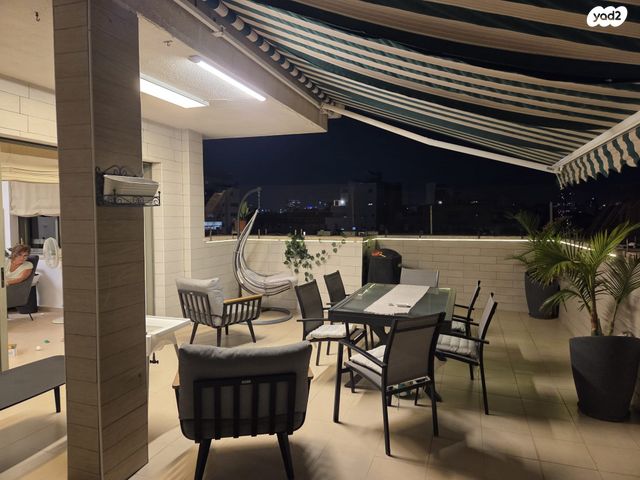 עמיאל רוז'נסקי 