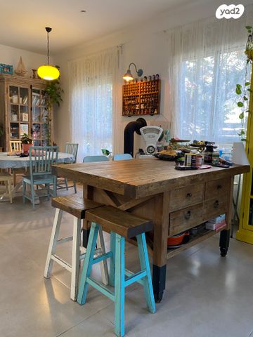 דו משפחתי, בנימינה גבעת עדה