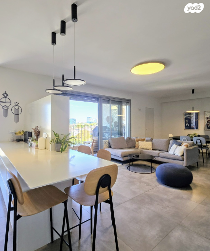 דירה, משעול גיל, ותיקים, כפר סבא