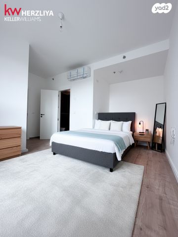 דירה, הר מירון 4, נווה ישראל, הרצליה