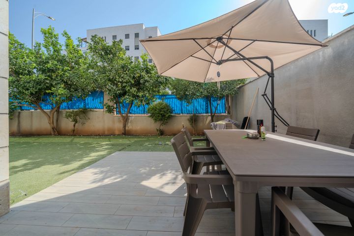 דירת גן, שוהם, אבני חן, חריש