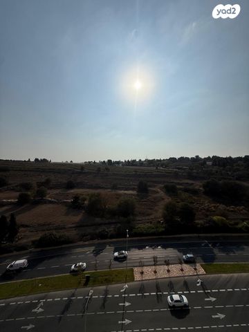 דירה, יצחק ארנסט נבנצל, מורדות ארנונה, ירושלים