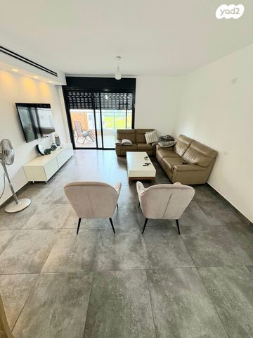 דירה, אהבת אדם 38, שרונה, כפר יונה