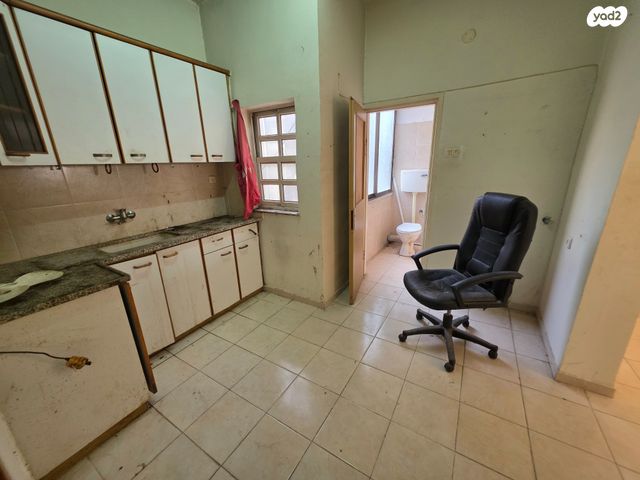 דירה, החלוץ, שוק תלפיות, חיפה