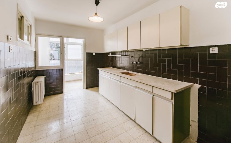 דירה, החי"ל, הגבעה הצרפתית, גבעת שפירא, ירושלים