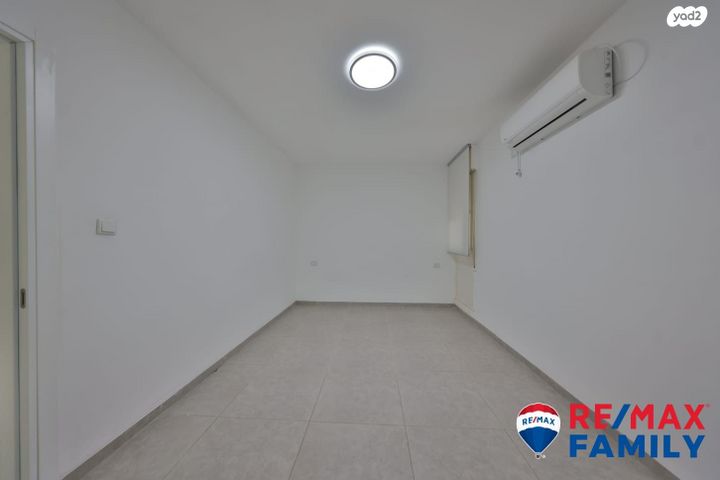 דירה, זלמן שז"ר 16, קרית ים  א', קרית ים