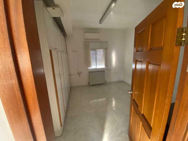 גג/ פנטהאוז, יוסי בן יועזר, קטמונים, ירושלים