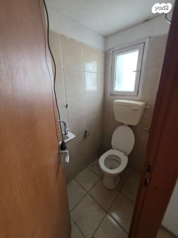 דירה, החלוץ, שוק תלפיות, חיפה