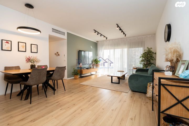 דירה, נחל בניאס 4, אגמים, נתניה