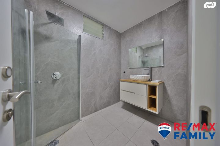 דירה, זלמן שז"ר 16, קרית ים  א', קרית ים